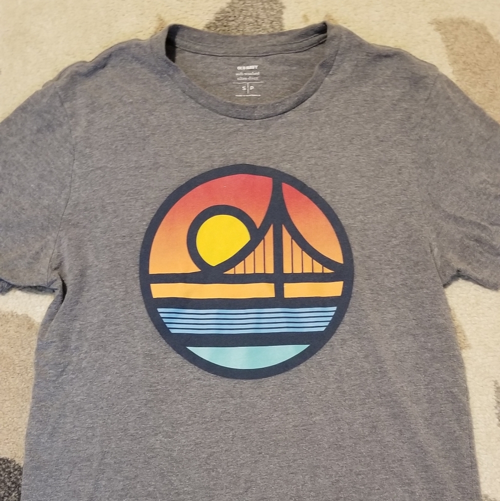 San Francisco Old Navy T-shirt